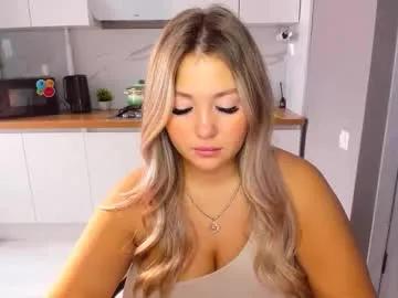 Private sarahmils on Chaturbate