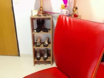 saralovens on Chaturbate 