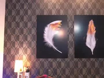 Freechat sharomross on Chaturbate