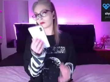 shysweetrish on Chaturbate 