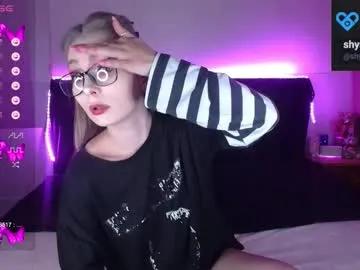 shysweetrish on Chaturbate 