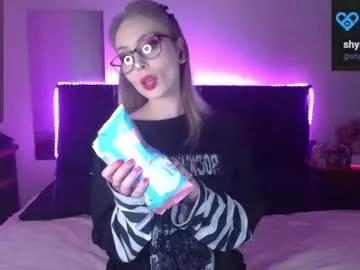 shysweetrish on Chaturbate 