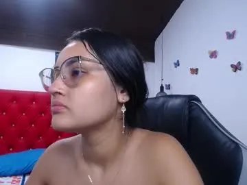 sofiaasexy19 on Chaturbate