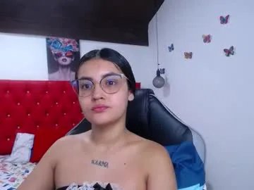 sofiaasexy19 on Chaturbate