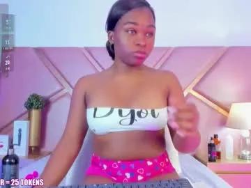 Freechat sophiesinclair on Chaturbate