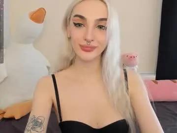 Freechat succubantra on Chaturbate
