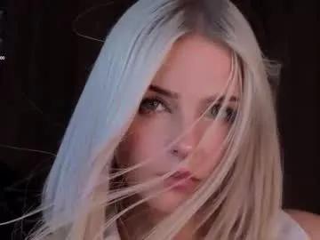 Private sunshinegirlx on Chaturbate