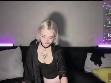 Freechat susieevans on Chaturbate