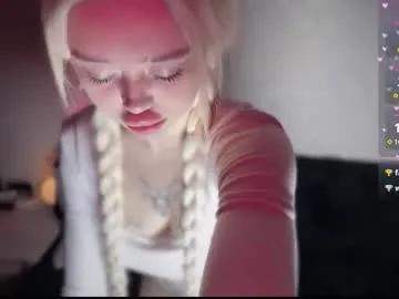 Freechat susieevans on Chaturbate