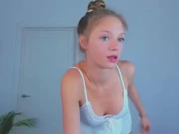Freechat sweet__piece on Chaturbate