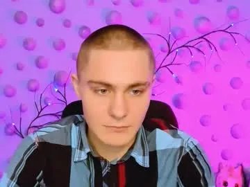 thomas_crow on Chaturbate