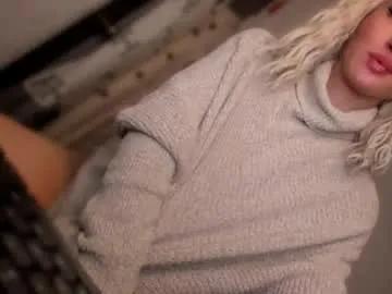 Freechat transnextdoor_ on Chaturbate