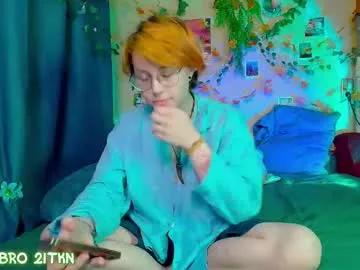 Freechat trickykitsune on Chaturbate