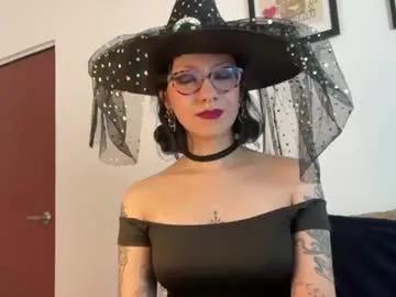 Freechat trinitysecrets on Chaturbate