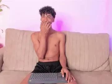 Freechat twinksboys_23 on Chaturbate