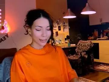 valorant_girl — passionate kissing session  #18 #new #shy #natural #teen [205 tokens remaining]