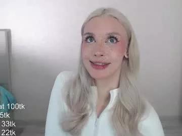 Freechat vickyfuckingdoll on Chaturbate