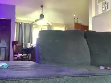 Freechat wentbrokeonstrippers on Chaturbate