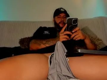 Freechat yeikoe1 on Chaturbate