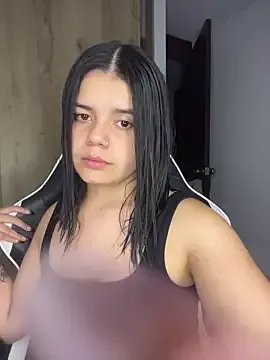 2Angela_ on StripChat