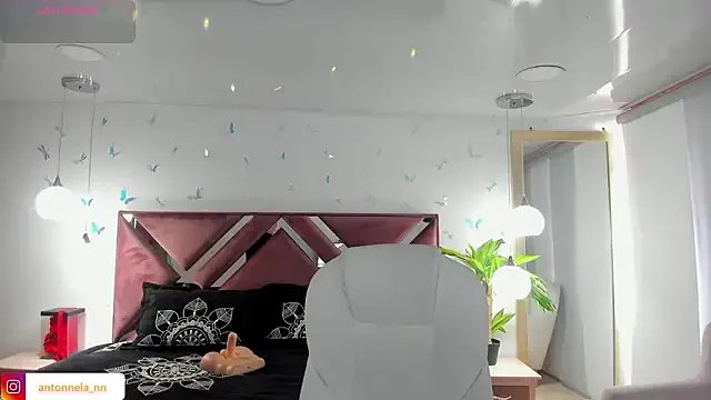 _Antonnela_ — bounce and spit tits