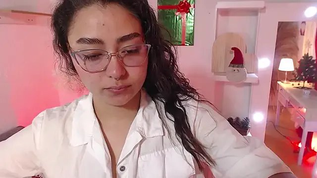 _Kim__M on StripChat