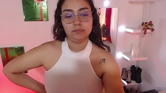 _Kim__M on StripChat