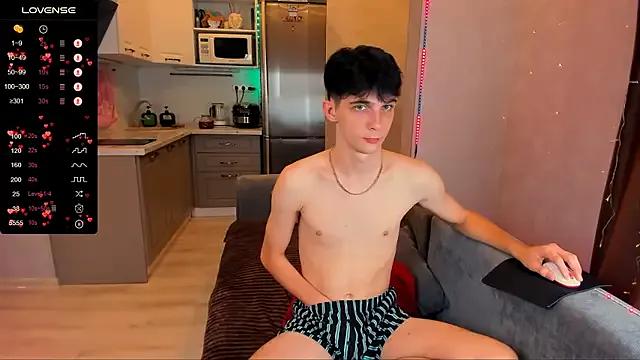 Aaron_Boom on StripChat 