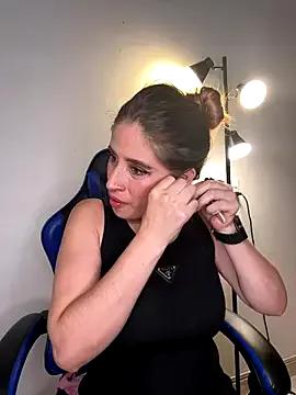 Freechat Adeline_1 on StripChat