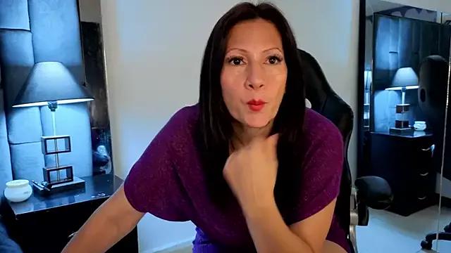 Freechat Aisha_Nowak on StripChat