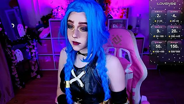 Freechat Aki__Ra on StripChat