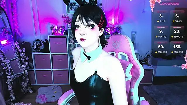 Freechat Aki__Ra on StripChat