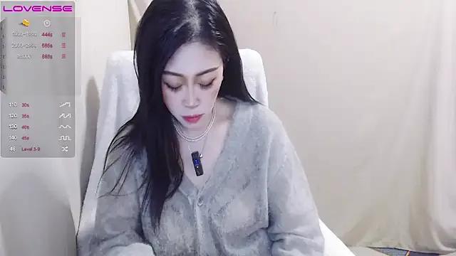 Freechat AkinLocal on StripChat