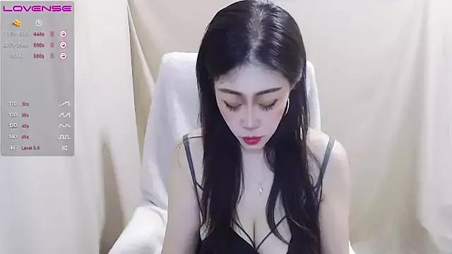 Freechat AkinLocal on StripChat