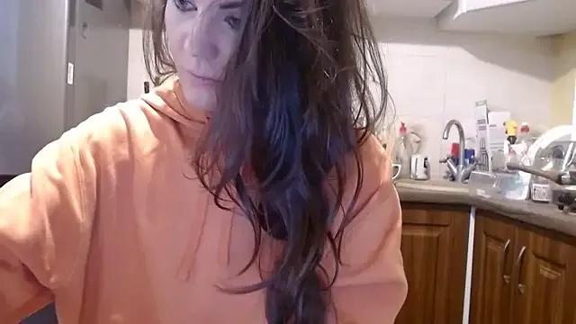 Freechat AliceTailor on StripChat