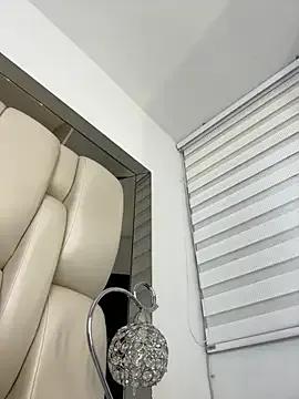 Freechat ALISSON_FOXXX1 on StripChat