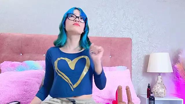 Freechat AlliciaKim on StripChat