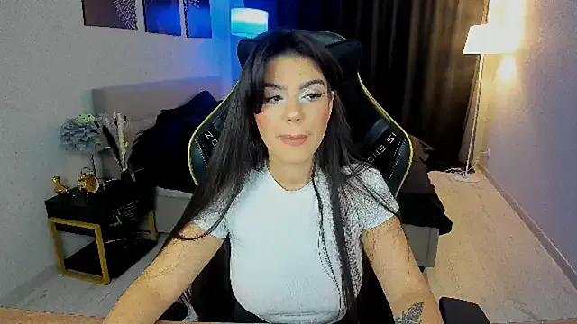 Freechat AlluringAriel on StripChat