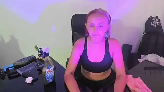 Freechat Alterego1__ on StripChat