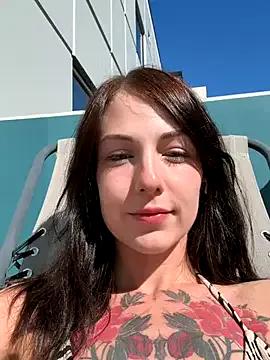 alwaysapril on StripChat 