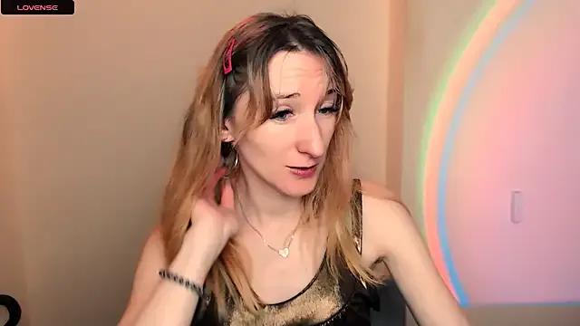 Freechat AmandaSell on StripChat