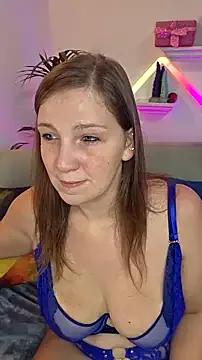 Freechat AmazingCurvy on StripChat