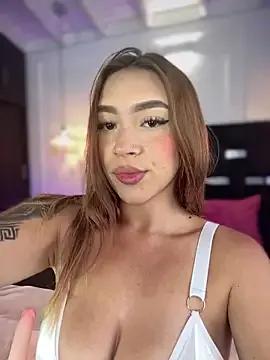 Freechat AmberAngelXXX on StripChat