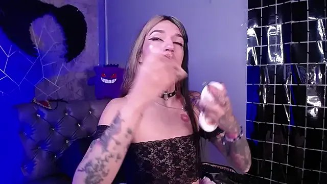 amelierouss on StripChat