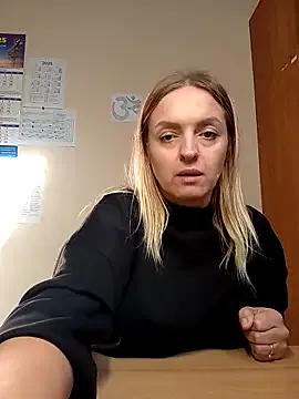 Freechat Ami_Foxy on StripChat