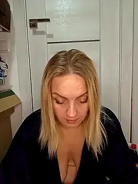 Freechat Ami_Foxy on StripChat