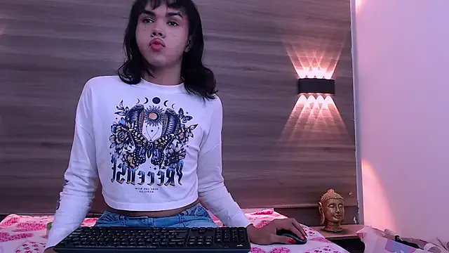 Freechat AndreaGil_ on StripChat