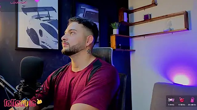 Andrew_Brown on StripChat