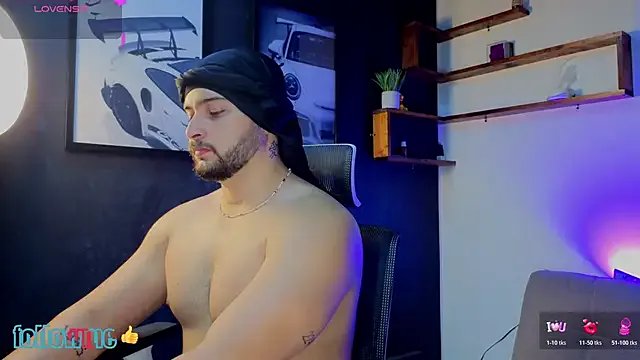 Andrew_Brown on StripChat