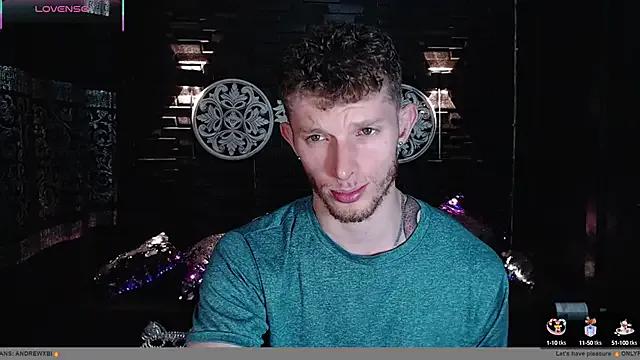 Freechat andrewxbi on StripChat